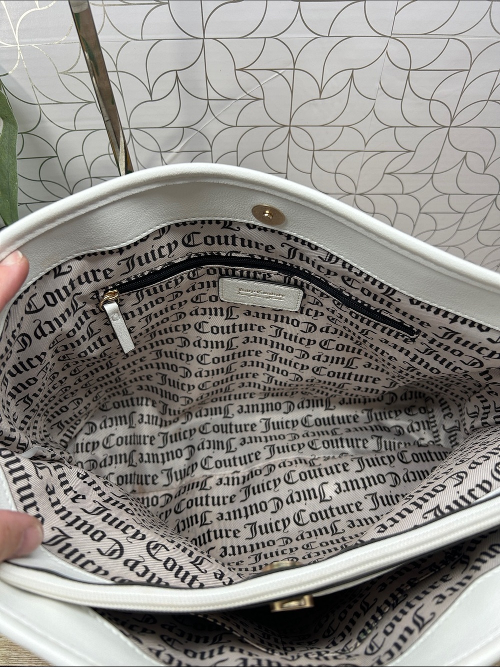 3580 Juicy Couture Fruitful Lemon Tote 083580 - Picture 4 of 12